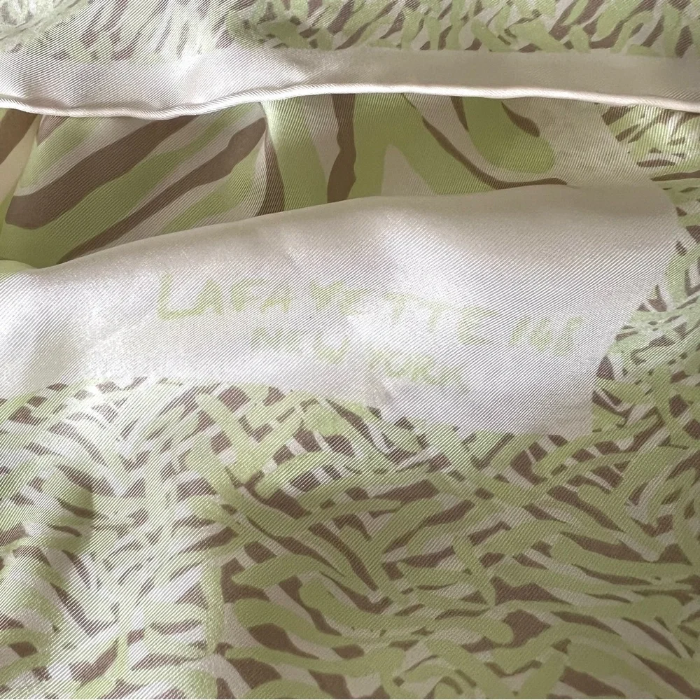 Lafayette 148 New York Green Cream Scarf